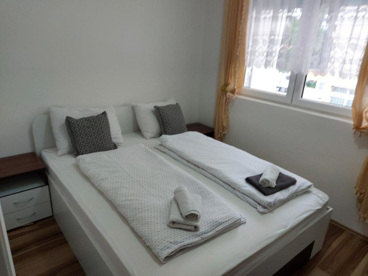 Adam' S Apartment 3 Kladovo Extérieur photo